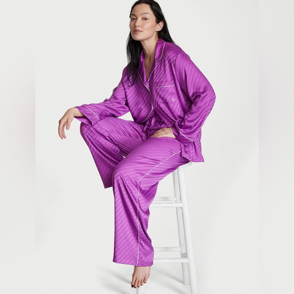 NWT VICTORIA'S SECRET Satin Long Pajama Set Electric Violet - Small Regular